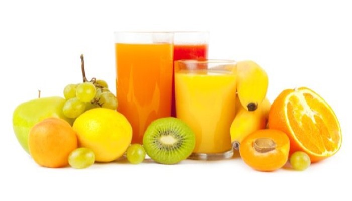 Les avantages de boire des jus de fruits - Bébés et Mamans
