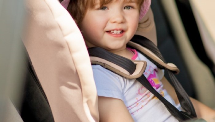 Siège auto : transportez vos petits-enfants en sécurité : Femme Actuelle Le  MAG