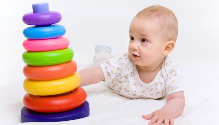 Quels jouets choisir pour bébé ? - Bébés et Mamans