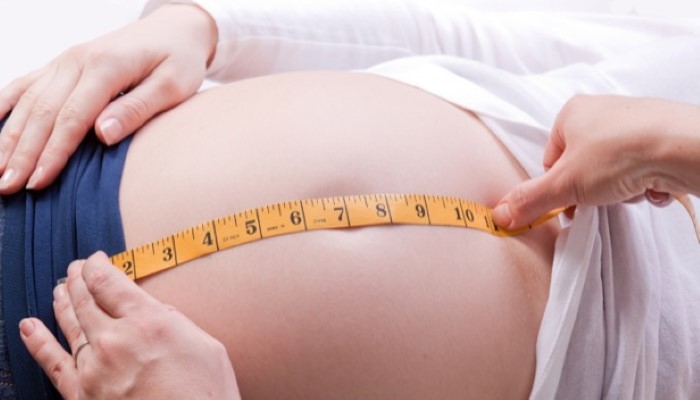 petit ventre grossesse : normal ou pas ? 