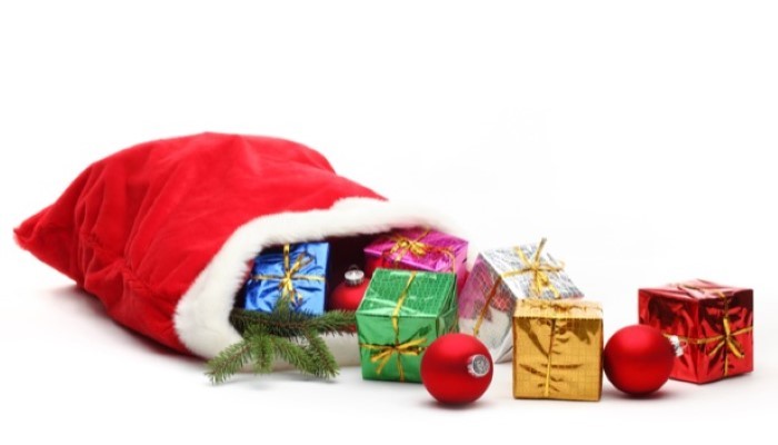 10 idées de petits cadeaux et décorations pour Noël - Bébés et Mamans