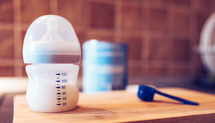 Mon bébé ne veut pas prendre le biberon