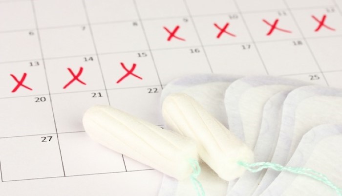 Calendrier sur lequel sont marqués les jours des règles Calendrier sur lequel sont marqués les jours des règles