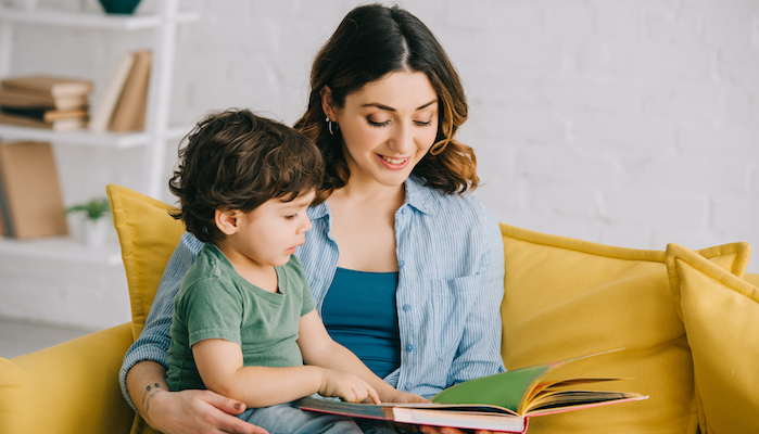 Bébés qui se parlent Bébés qui se parlent