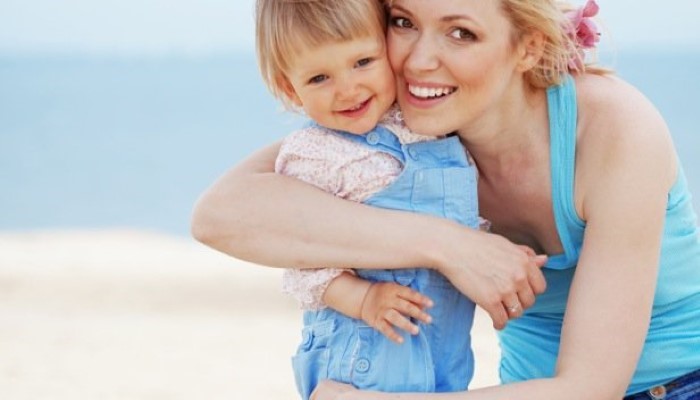 Découvrez l'histoire de Véronique, maman célibataire Découvrez l'histoire de Véronique, maman célibataire