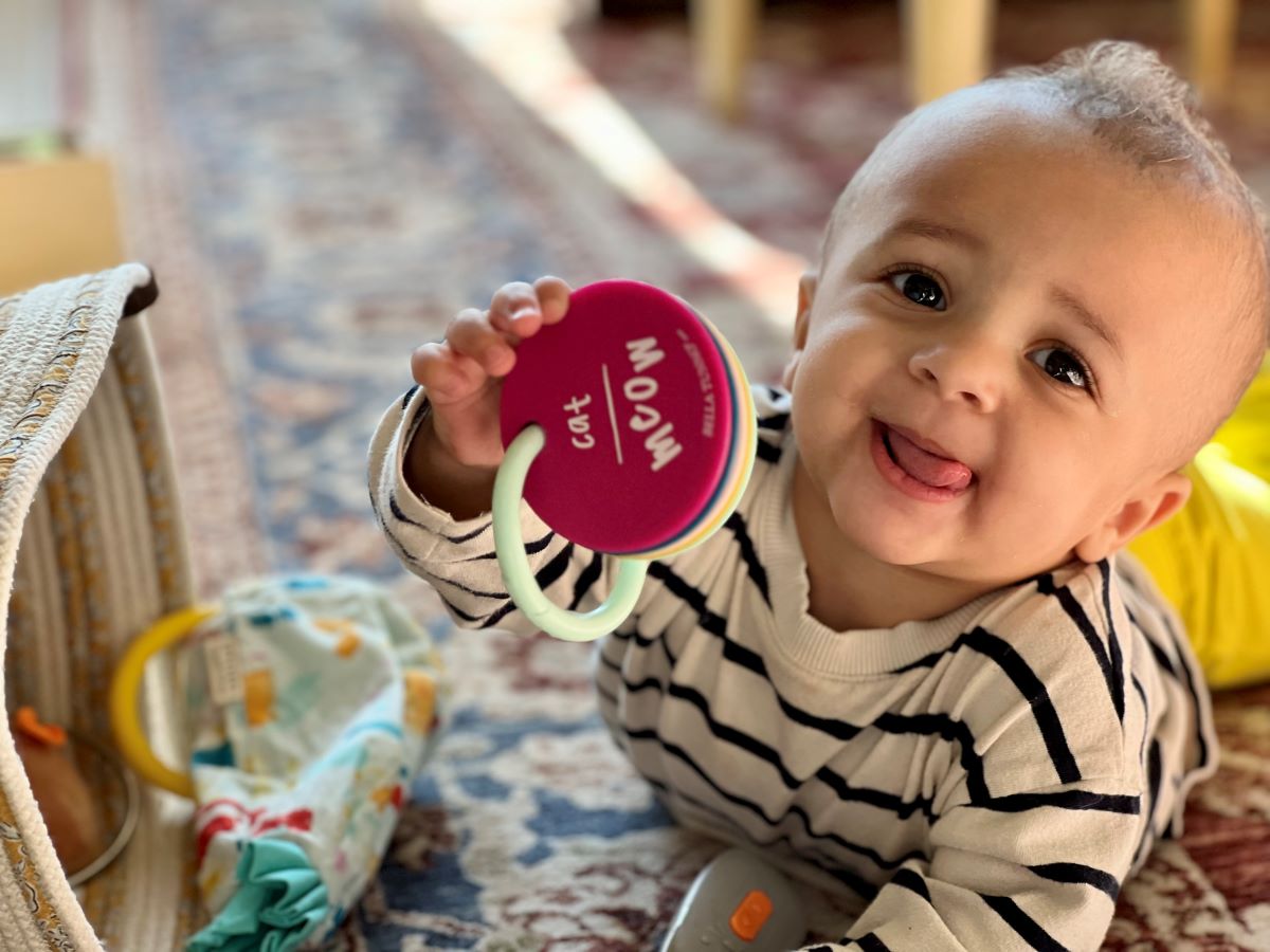 Deux bébés à la crèche Deux bébés à la crèche