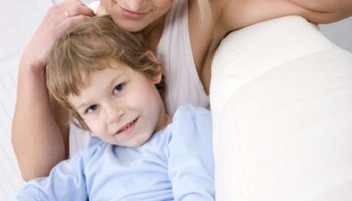 Découvrez pourquoi vous devez parler à votre enfant des problèmes familiaux