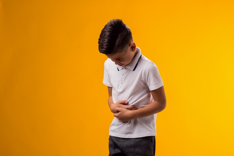 Enfant qui a mal au ventre
