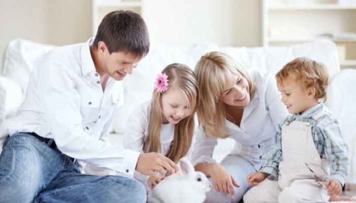 Papa, maman et leurs 2 enfants Papa, maman et leurs 2 enfants
