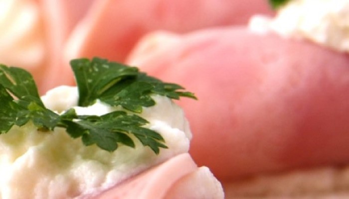 Recette pour bébé de rouleaux jambon fromage