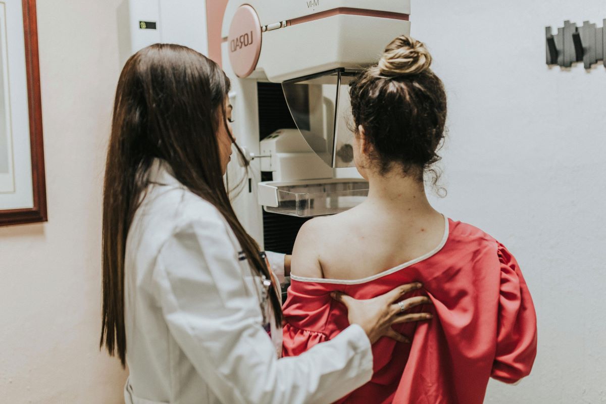 Échographie pour dépister un cancer du sein