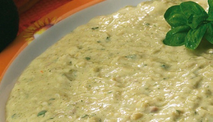 Velouté de poulet aux pommes de terre et aux légumes