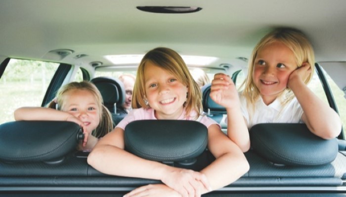 sécurité en voiture avec les enfants