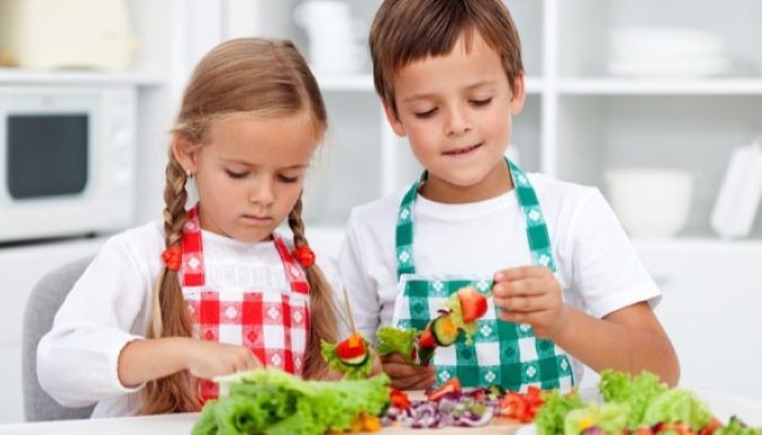 Enfants qui cuisinent Enfants qui cuisinent