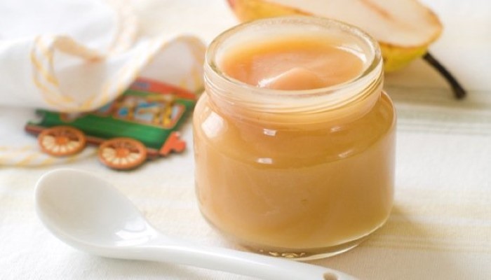 Compote de fruits pour bébé