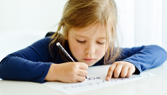 La grand-mère de ma fille est morte La grand-mère de ma fille est morte