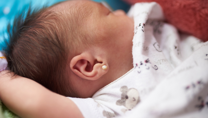 Ma fille transpire énormément la nuit