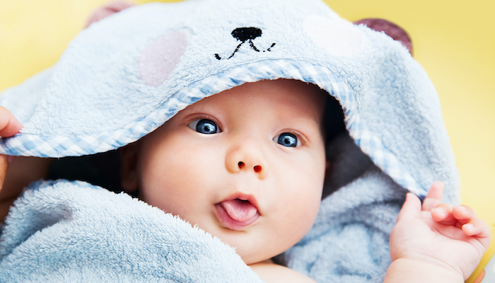 Mon bébé a des boutons sur le visage