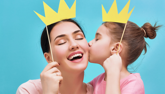 Communication entre maman et enfant Communication entre maman et enfant