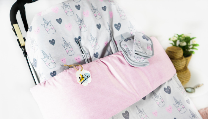 Housse décorative pour poussette ou chancelière