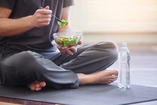 Boire de l'eau contre la constipation