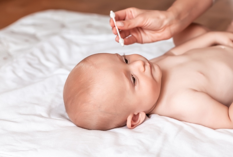 Comment nettoyer les oreilles de bébé Comment nettoyer les oreilles de bébé