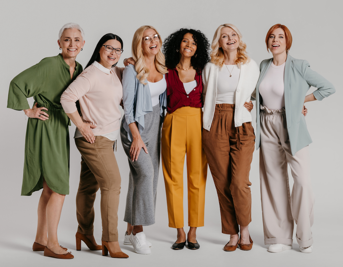 Quelle couleur de cheveux choisir à 30, 40, 50 ou 60 ans pour illuminer son visage Quelle couleur de cheveux choisir à 30, 40, 50 ou 60 ans pour illuminer son visage