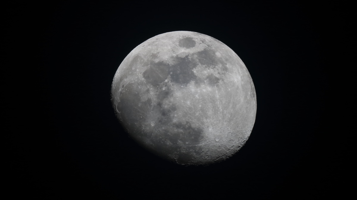 La Pleine lune du chasseur 2025 : Une super lune exceptionnelle
