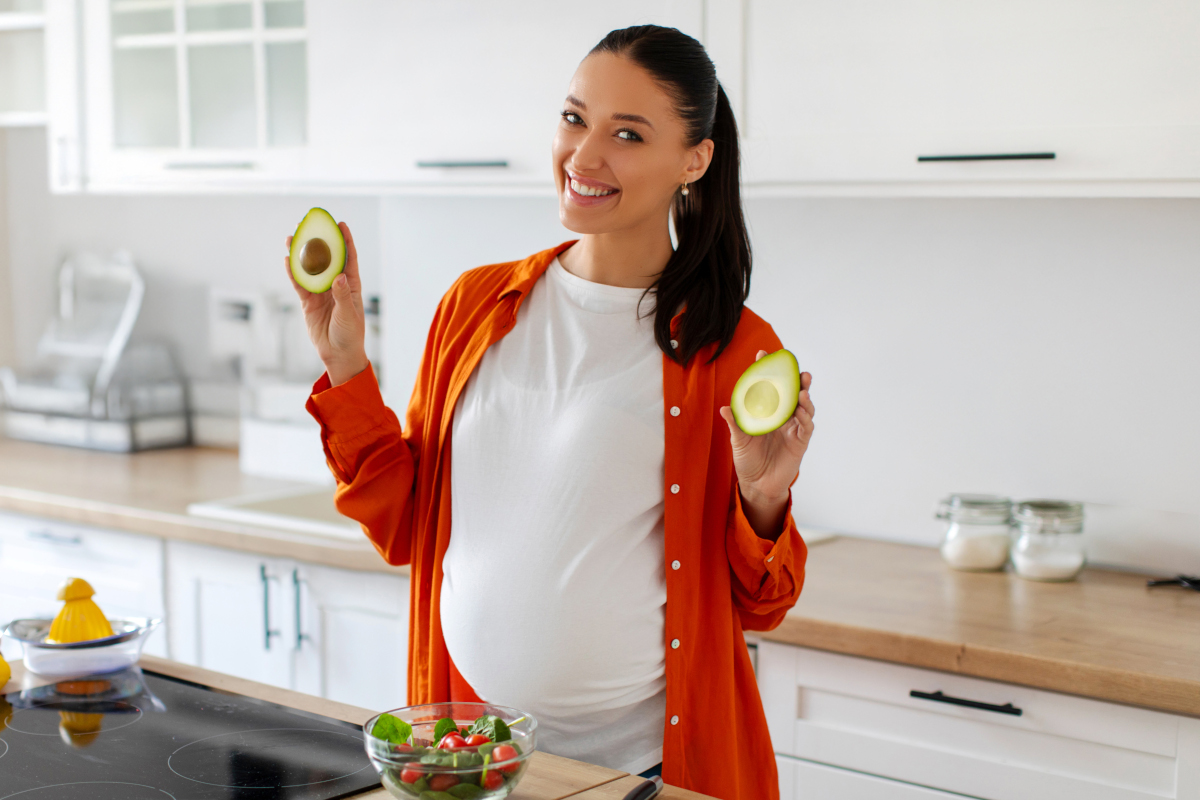 Avocat et grossesse : l'aliment star que toutes les futures mamans devraient connaître