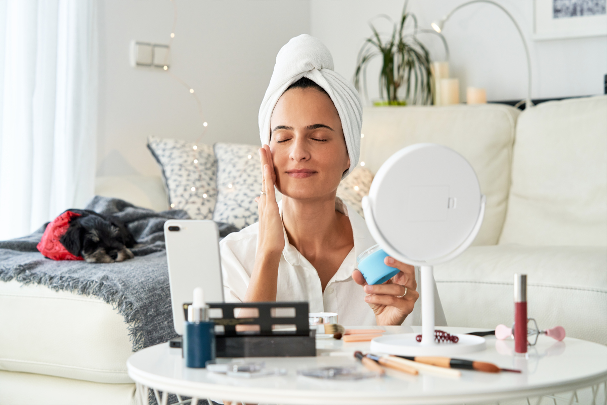 Se sentir belle en 5 minutes chrono : la routine beauté express de toutes les jeunes mamans Se sentir belle en 5 minutes chrono : la routine beauté express de toutes les jeunes mamans
