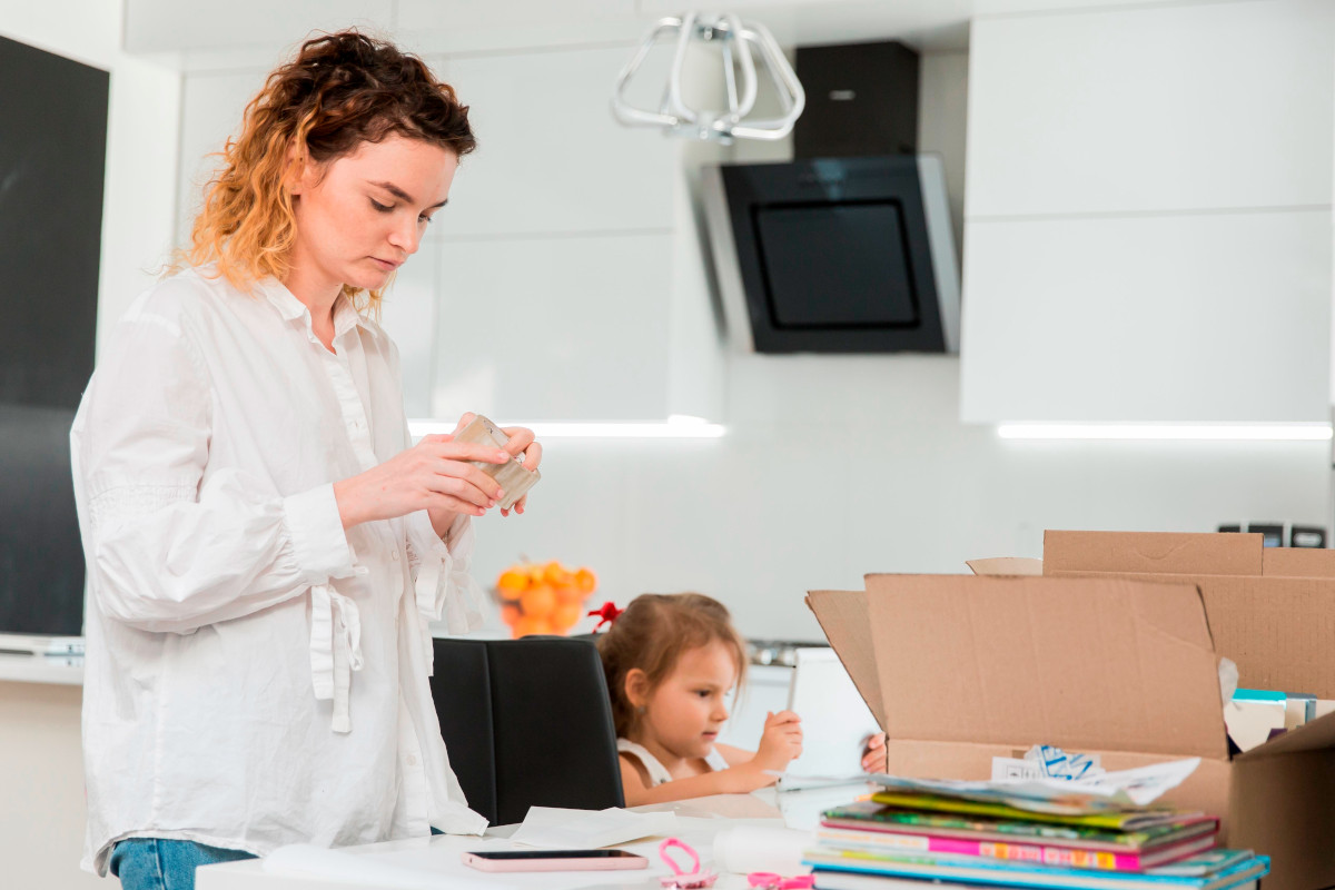 Étiqueter les affaires de son enfant pour la rentrée