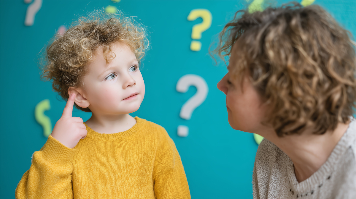 Enfant de 4 ans et ses « pourquoi » en boucle