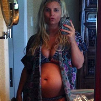 La grossesse en images des stars La grossesse en images des stars