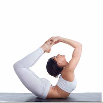 Les Postures de Yoga à Éviter pendant la Grossesse – Géopélie
