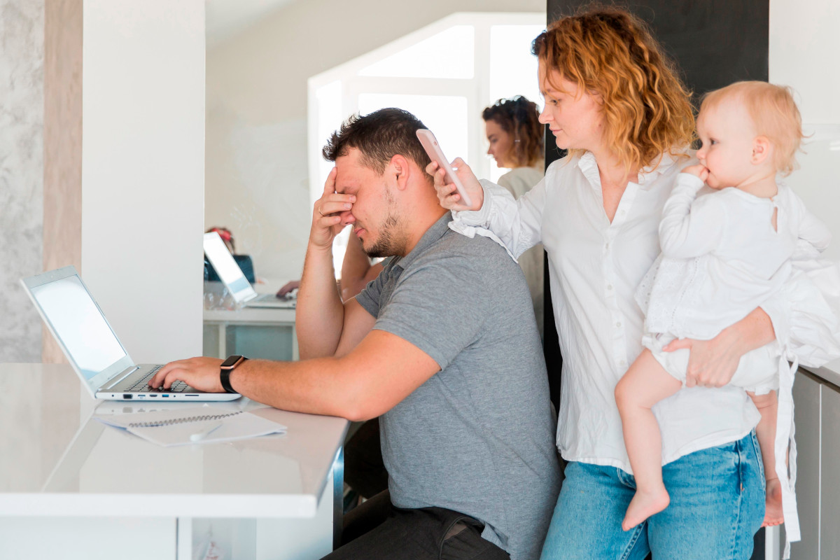 Burn-out parental : comment reconnaître les vrais signaux et retrouver de l'énergie pas à pas Burn-out parental : comment reconnaître les vrais signaux et retrouver de l'énergie pas à pas