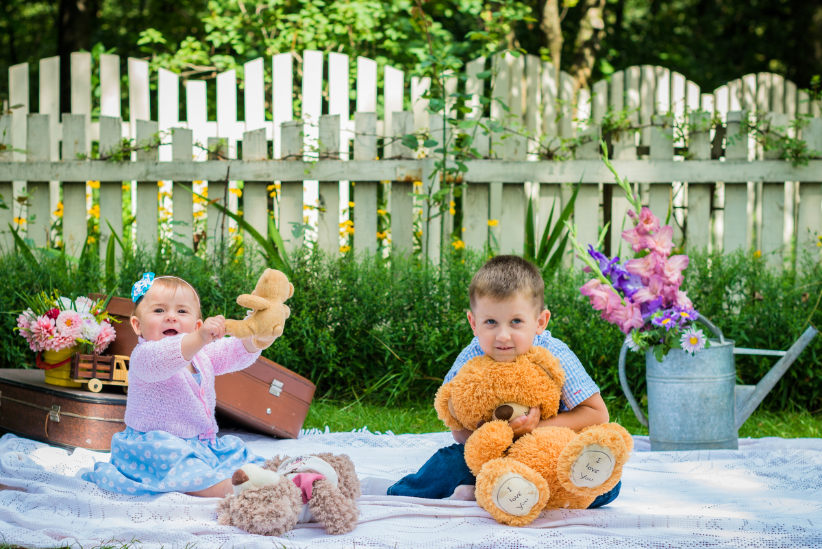 Aménager un jardin sécurisé pour bébé : la check-list complète pour profiter de l'extérieur sereinement Aménager un jardin sécurisé pour bébé : la check-list complète pour profiter de l'extérieur sereinement