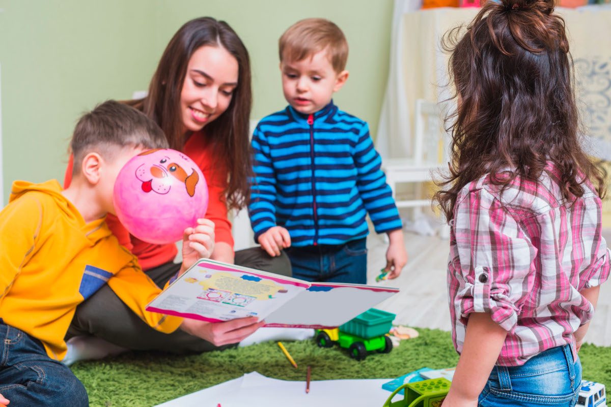 Garde d'enfants été 2026 Garde d'enfants été 2026