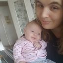 Ma fille Léana née le 2 septembre 2016 et moi-même a cote 